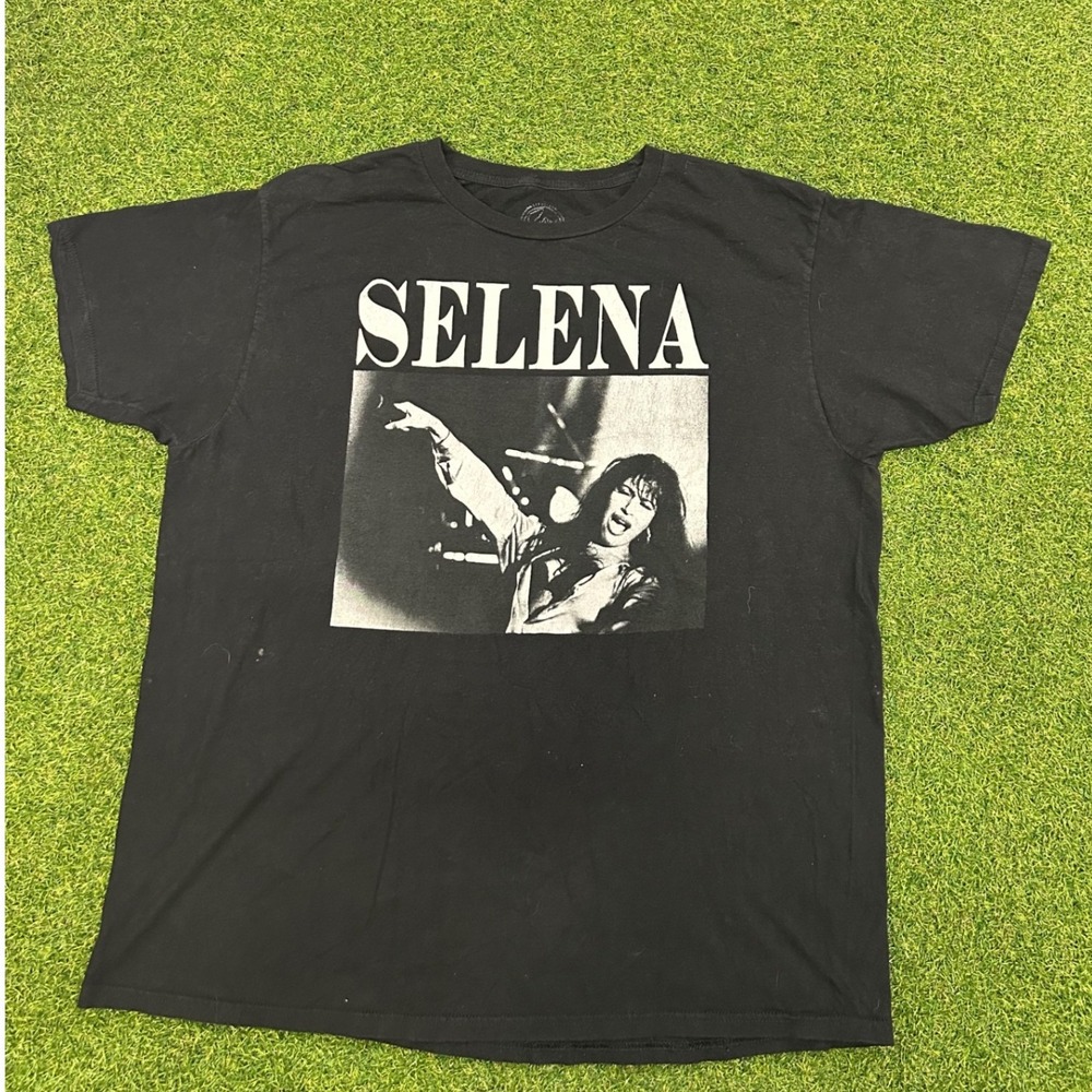 Selena Quintanilla Graphic T-Shirt Black XL Short Sleeve Music Concert Tee